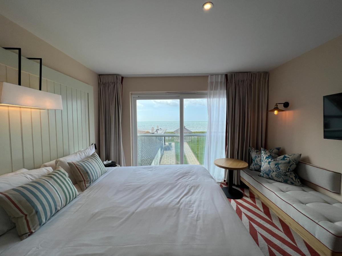 The Relais Cooden Beach And Spa Bexhill-on-Sea Екстериор снимка