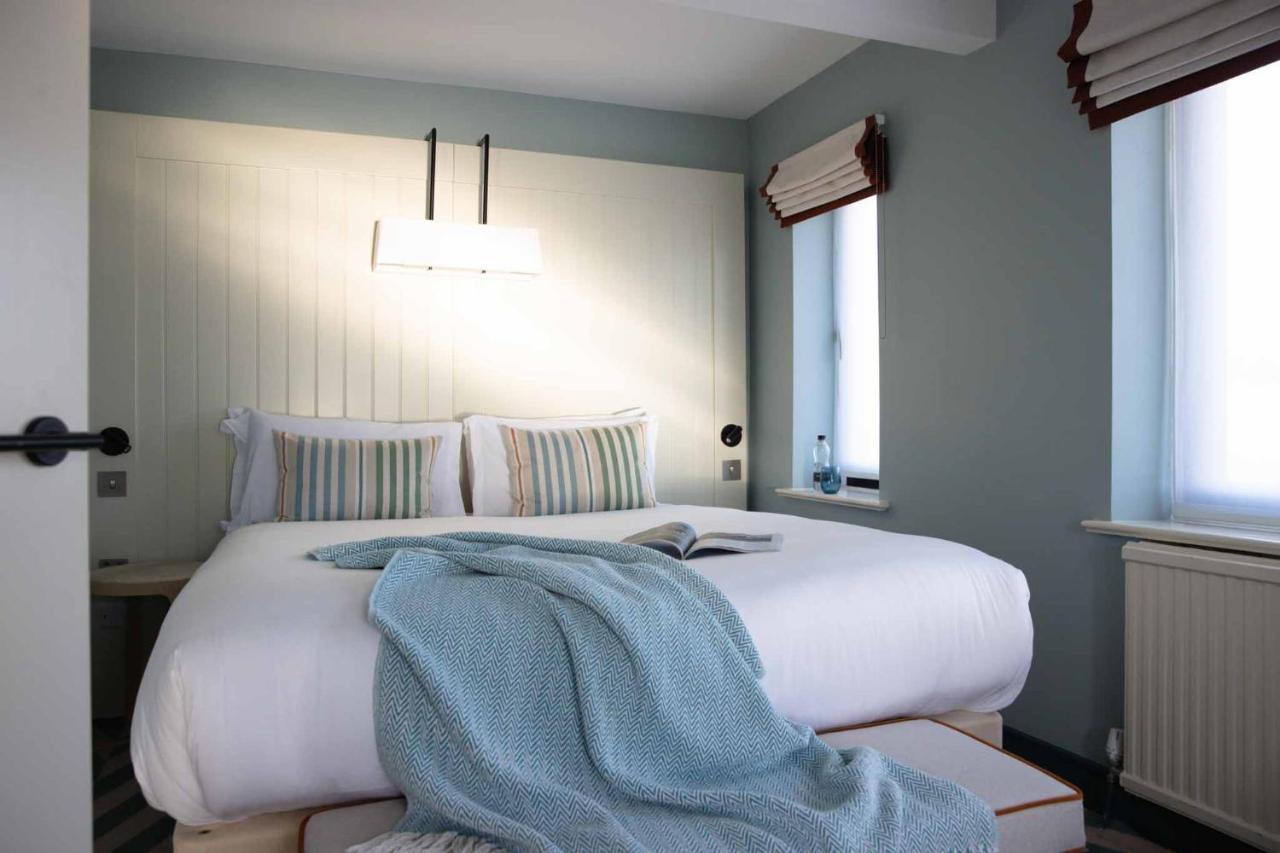 The Relais Cooden Beach And Spa Bexhill-on-Sea Екстериор снимка