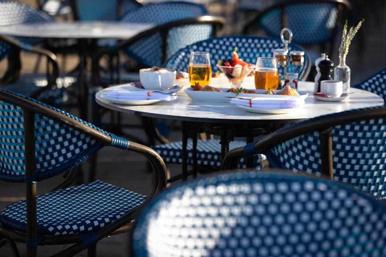 The Relais Cooden Beach And Spa Bexhill-on-Sea Екстериор снимка