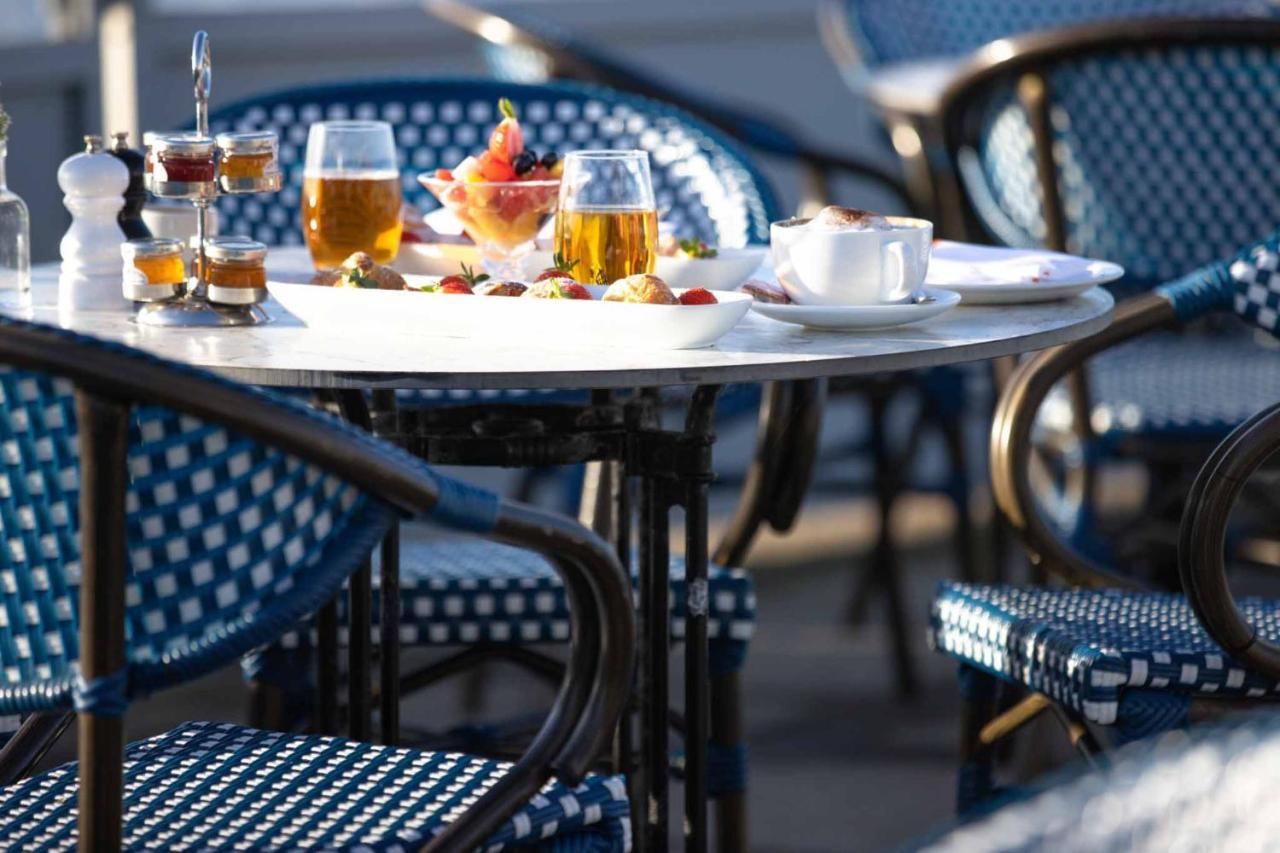 The Relais Cooden Beach And Spa Bexhill-on-Sea Екстериор снимка