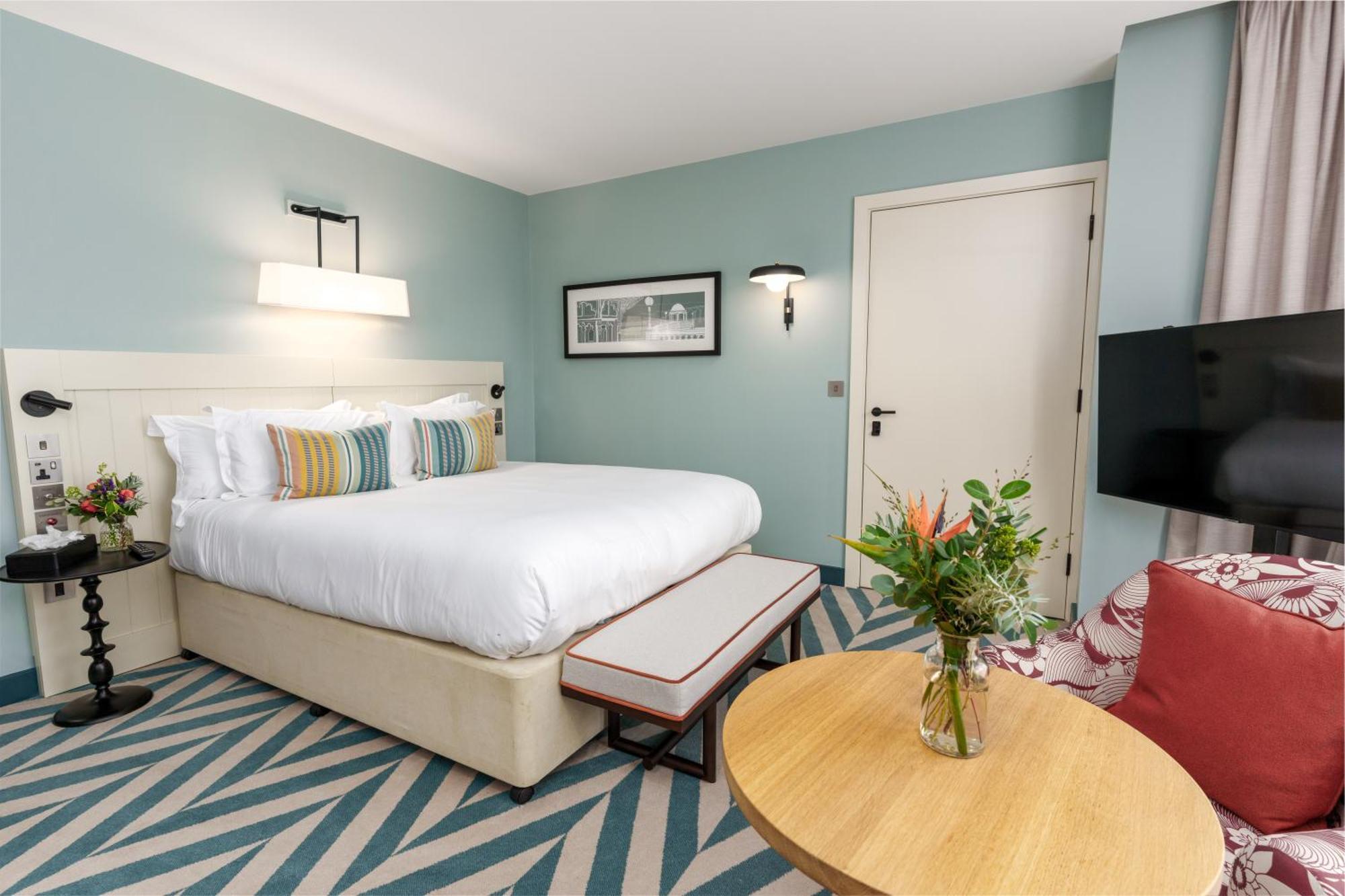 The Relais Cooden Beach And Spa Bexhill-on-Sea Екстериор снимка