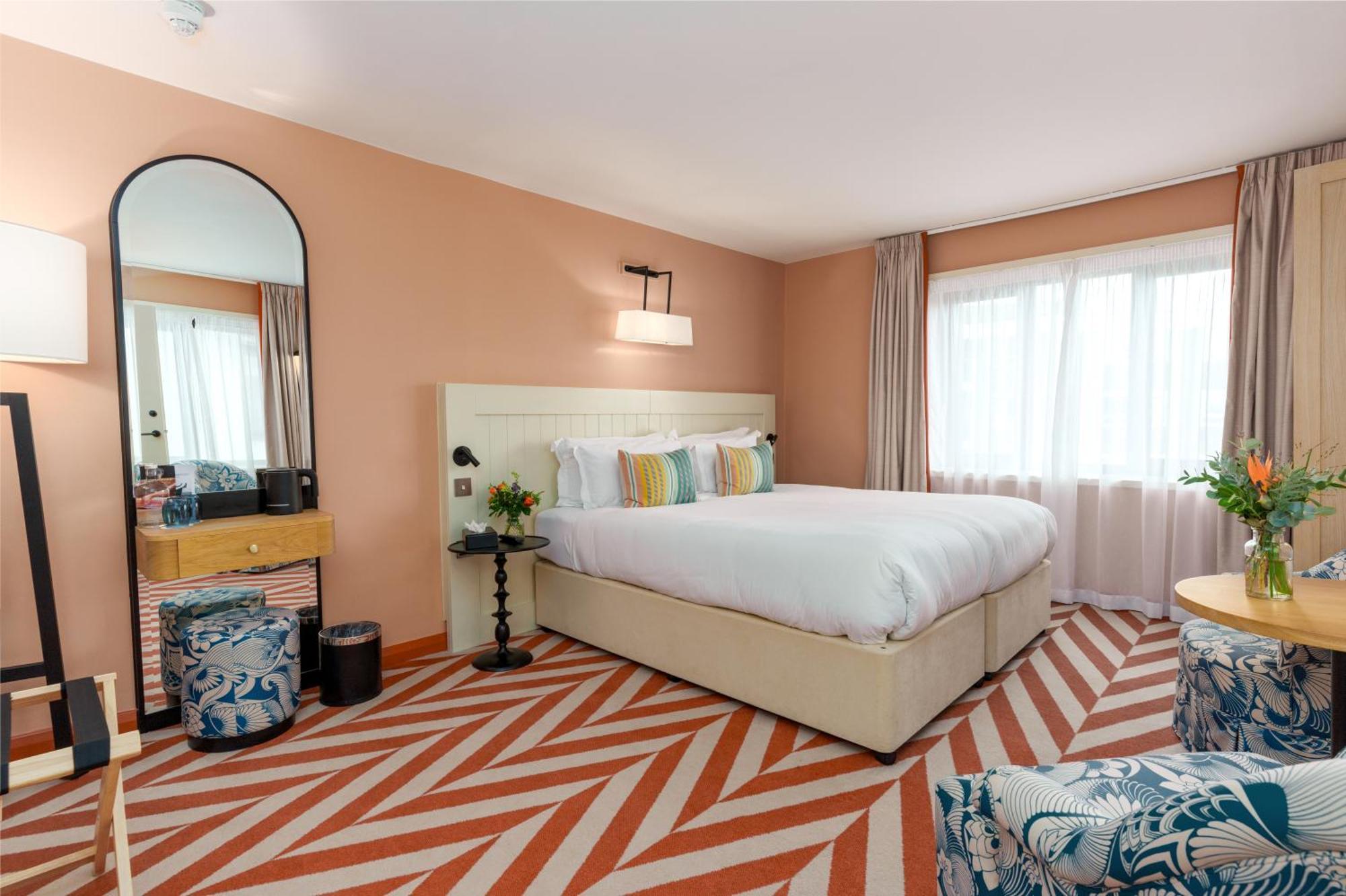The Relais Cooden Beach And Spa Bexhill-on-Sea Екстериор снимка